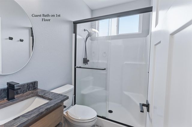 201 SE Sand Cyn Lane, Grants Pass, OR 97527