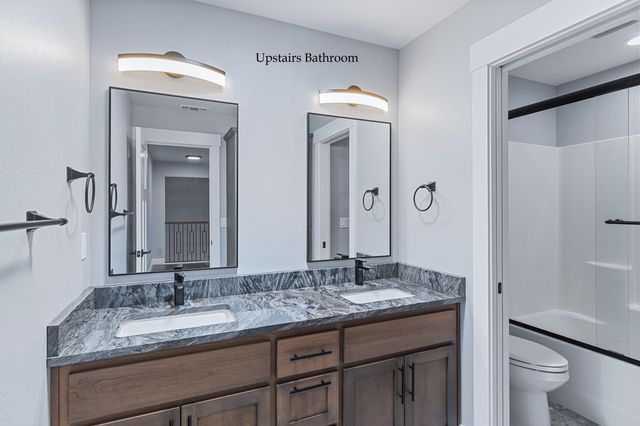 201 SE Sand Cyn Lane, Grants Pass, OR 97527