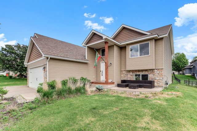 238 15th Avenue SE, Lonsdale, MN 55046