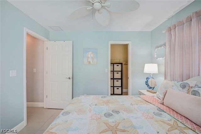 716 SW 32nd CT, Cape Coral, FL 33991