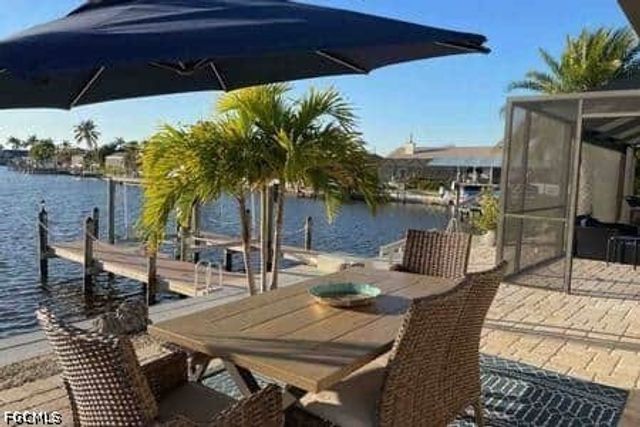 716 SW 32nd CT, Cape Coral, FL 33991