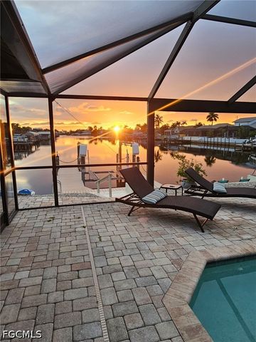 716 SW 32nd CT, Cape Coral, FL 33991