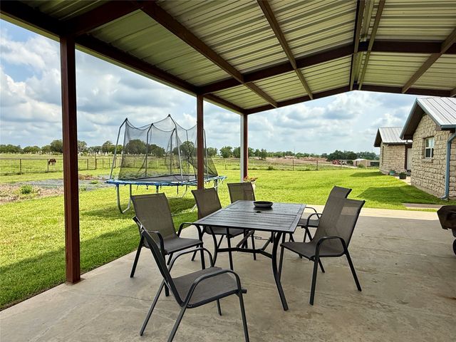 302 Poplar Street, Hico, TX 76457