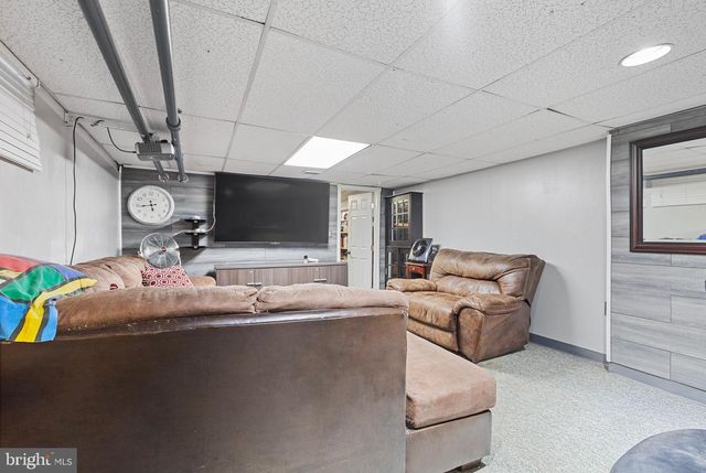 1934 W LIVINGSTON ST, Allentown, PA 18104