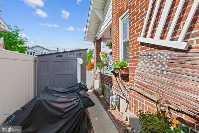 1934 W LIVINGSTON ST, Allentown, PA 18104