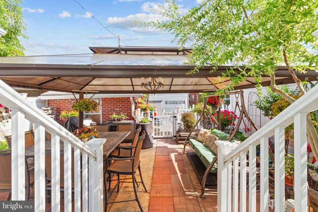 1934 W LIVINGSTON ST, Allentown, PA 18104