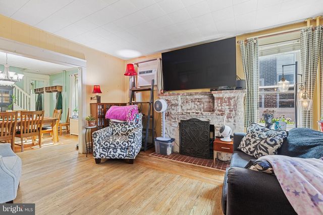 1934 W LIVINGSTON ST, Allentown, PA 18104