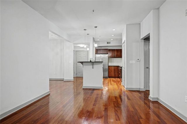 390 17th NW Street 2030, Atlanta, GA 30363