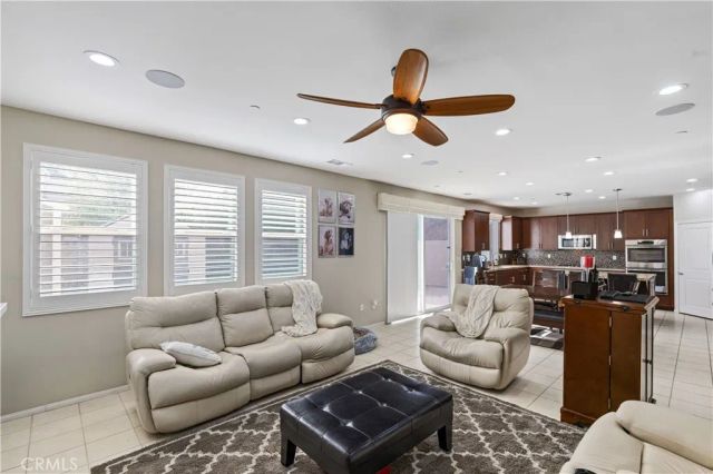 17064 Cantlay, Van Nuys, CA 91406