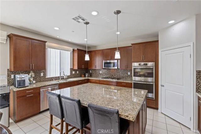 17064 Cantlay, Van Nuys, CA 91406