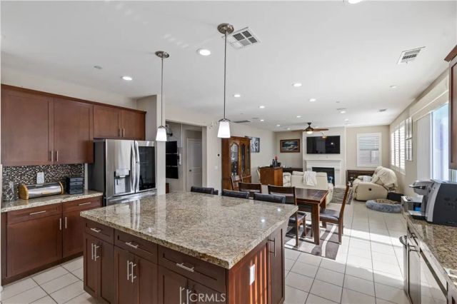 17064 Cantlay, Van Nuys, CA 91406