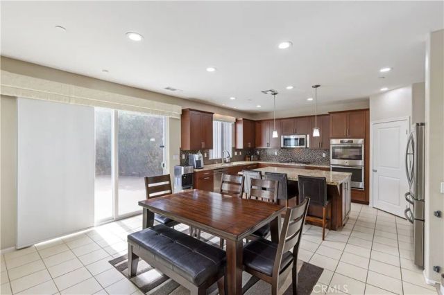 17064 Cantlay, Van Nuys, CA 91406