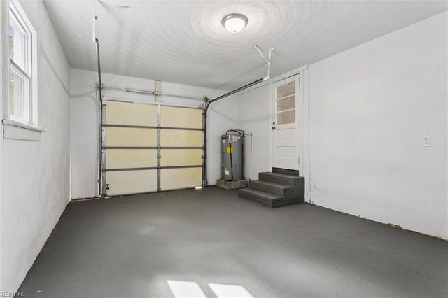 2009 Battery Park RD, Chesapeake, VA 23323