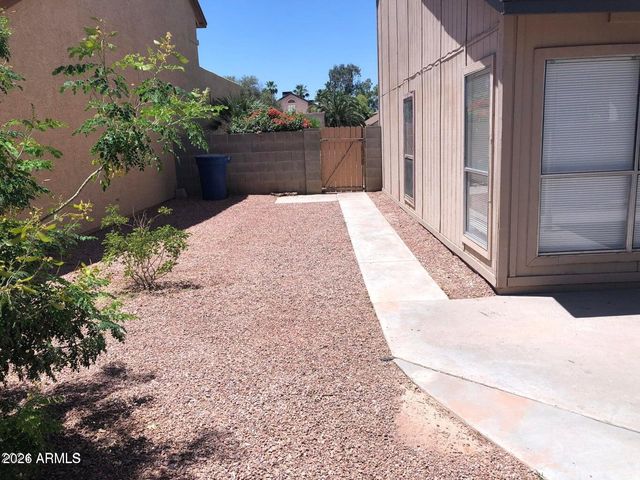711 N Country Club Way, Chandler, AZ 85226