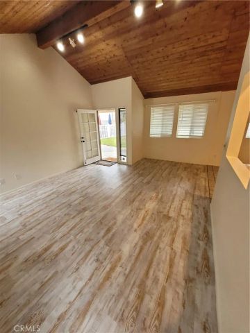 2212 Laurel, Newport Beach, CA 92663