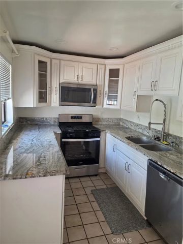 2212 Laurel, Newport Beach, CA 92663