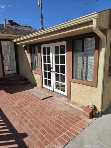 2212 Laurel, Newport Beach, CA 92663