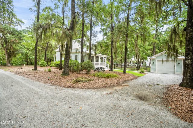 40 Celadon Drive, Beaufort, SC 29907