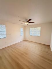 11165 SW 6th St 302, Pembroke Pines, FL 33025