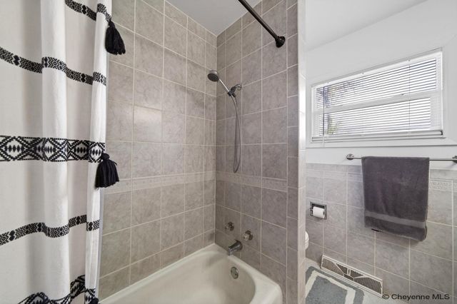 3913 E 6TH ST, Cheyenne, WY 82001
