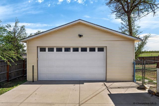3913 E 6TH ST, Cheyenne, WY 82001