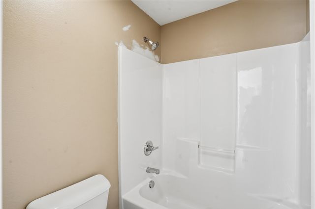 6821 Jane Austen Court, Johnston, IA 50131