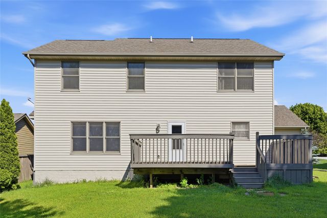 6821 Jane Austen Court, Johnston, IA 50131