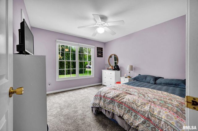 2121 W MINERS Drive, Dunlap, IL 61525