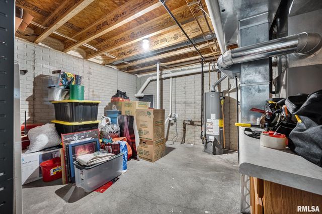 2121 W MINERS Drive, Dunlap, IL 61525