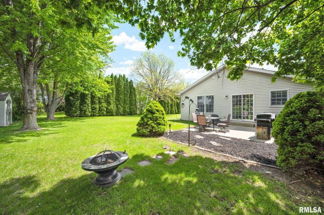 2121 W MINERS Drive, Dunlap, IL 61525