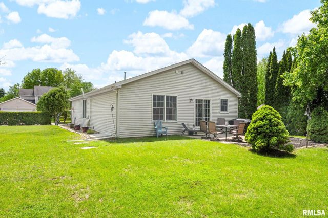 2121 W MINERS Drive, Dunlap, IL 61525