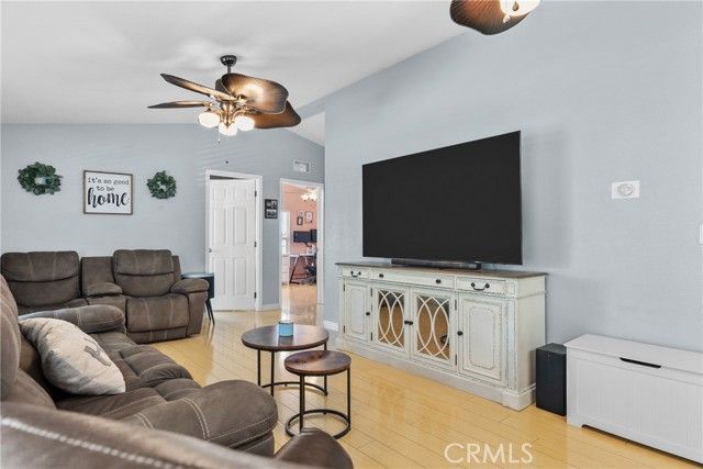 30000 Hasley Canyon 88, Castaic, CA 91384