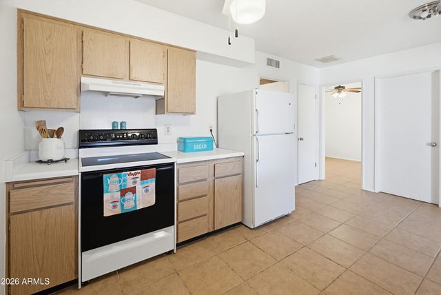 14042 N NEWCASTLE Drive, Sun City, AZ 85351