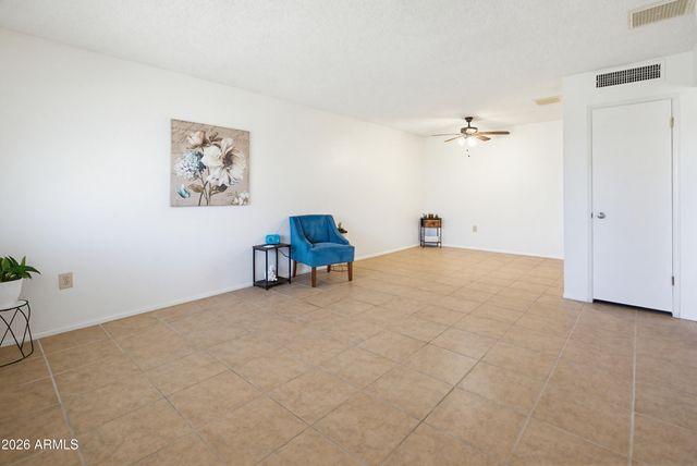 14042 N NEWCASTLE Drive, Sun City, AZ 85351