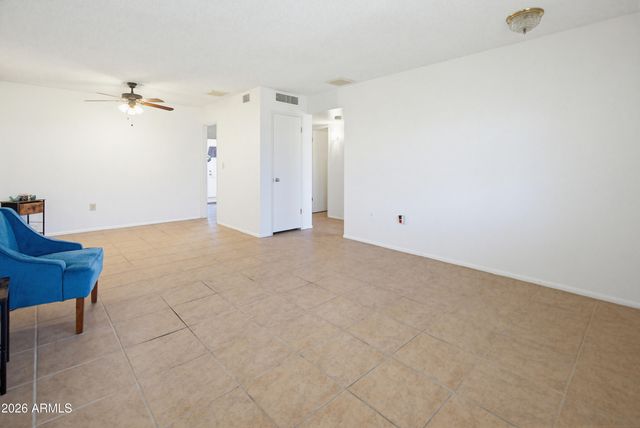 14042 N NEWCASTLE Drive, Sun City, AZ 85351