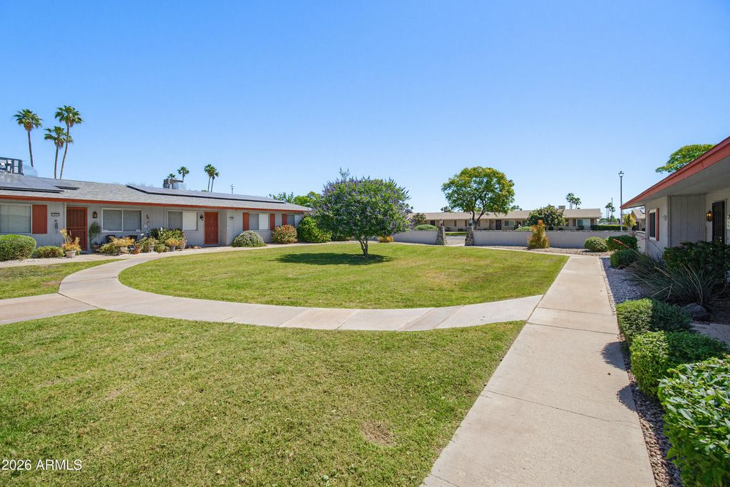 14042 N NEWCASTLE Drive, Sun City, AZ 85351