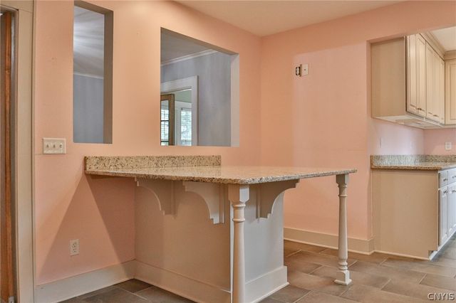 201 WELLESLEY Road, Syracuse, NY 13207
