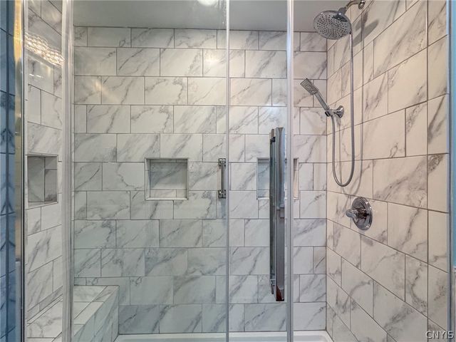 201 WELLESLEY Road, Syracuse, NY 13207