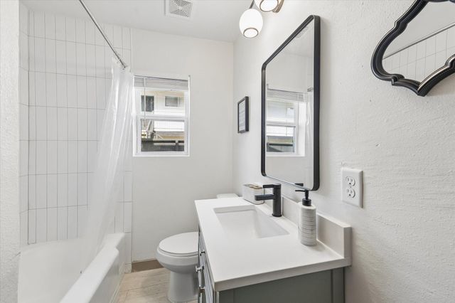 1224 Welch Street 2, Houston, TX 77006