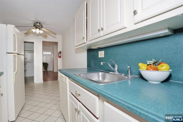 41 Regency Park, Ramsey, NJ 07446