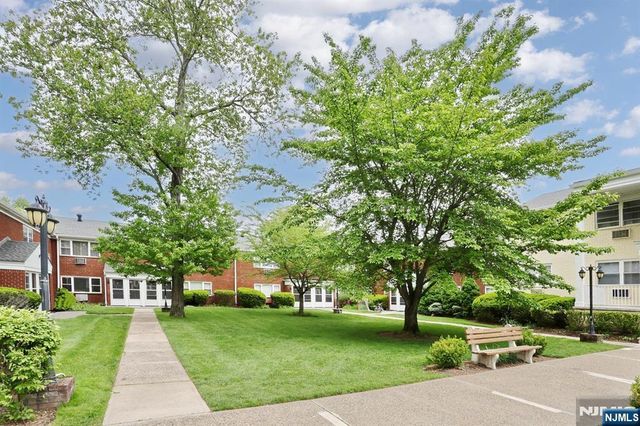 41 Regency Park, Ramsey, NJ 07446