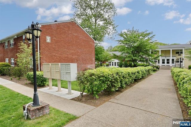 41 Regency Park, Ramsey, NJ 07446