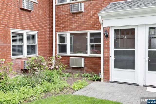 41 Regency Park, Ramsey, NJ 07446