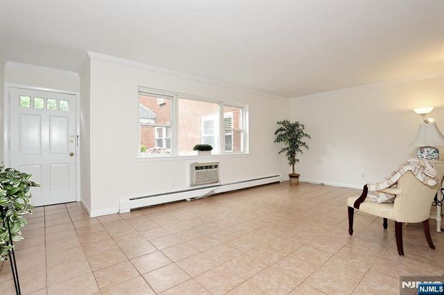 41 Regency Park, Ramsey, NJ 07446