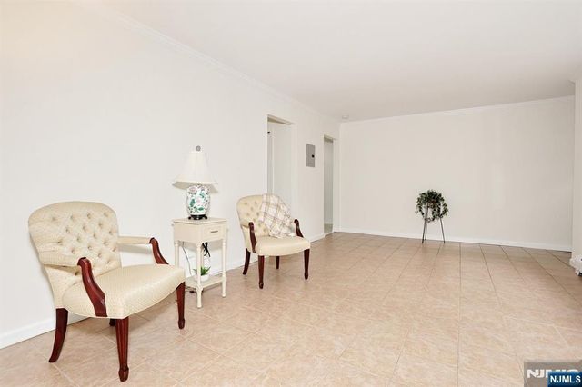 41 Regency Park, Ramsey, NJ 07446