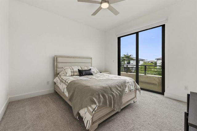 10555 Waves Way, Parkland, FL 33076