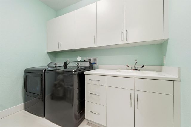 10555 Waves Way, Parkland, FL 33076