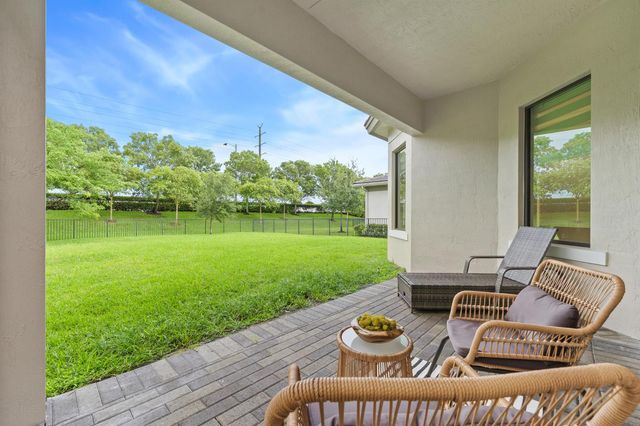 10555 Waves Way, Parkland, FL 33076