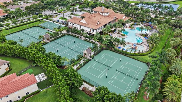 10555 Waves Way, Parkland, FL 33076