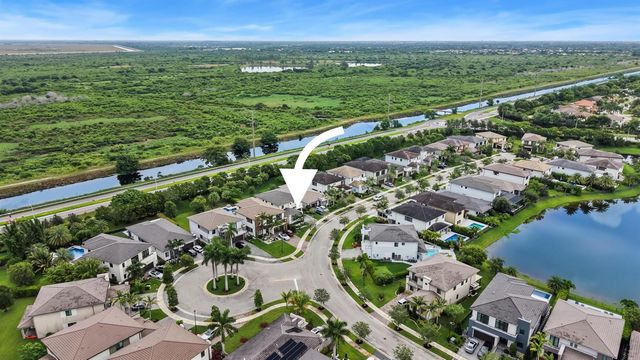 10555 Waves Way, Parkland, FL 33076